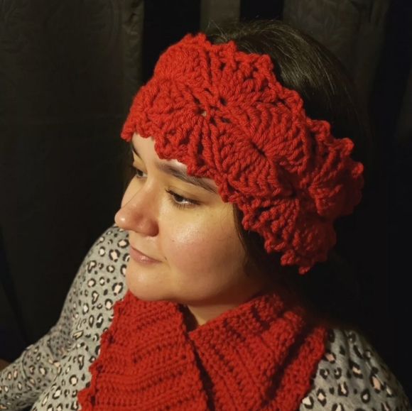 Crochet Neckwarmer/headband - Picture 2 of 4